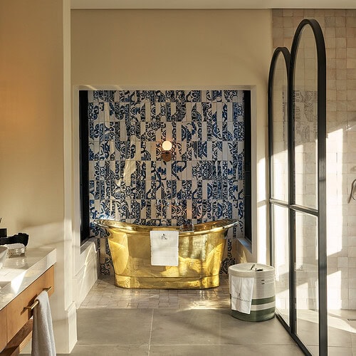 Alexander Estate_Penthouse bathroom